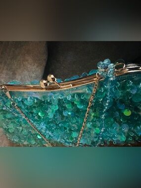 Beaded Sequin Evening Clutch Handbag in Aqua Blue*Vtg*Kiss lock*Y2K~90’s